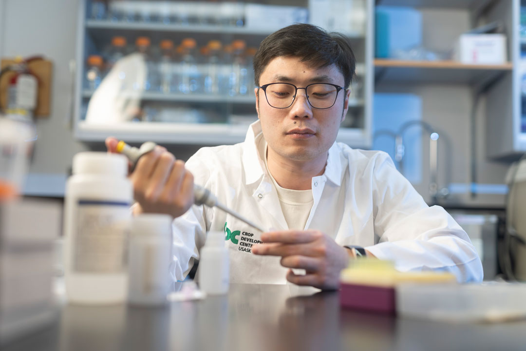 CDC former graduate student Dr. Shaoming Huang (photo by: David Stobbe)